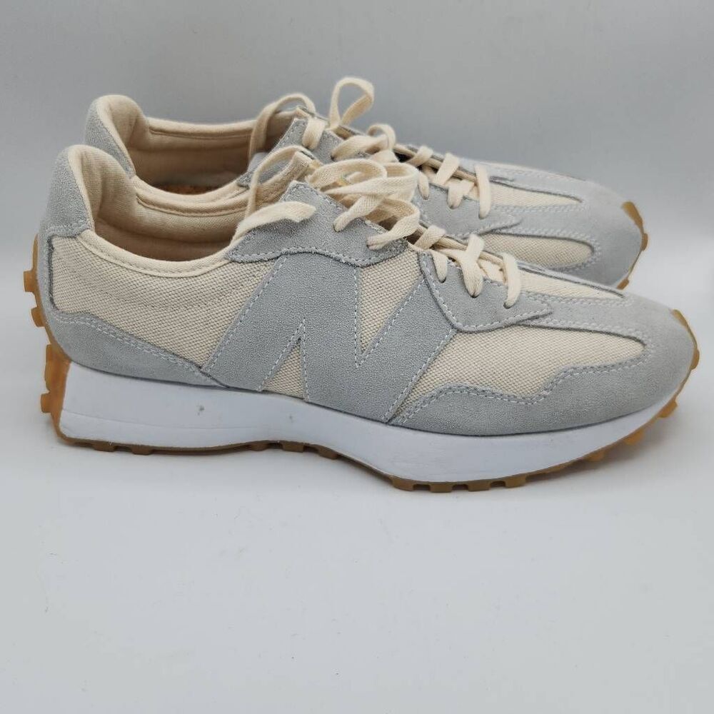 New Balance Women’s 327 Nimbus Cloud Beige Suede Sneakers Gum Sole Size 12 - Picture 3 of 9
